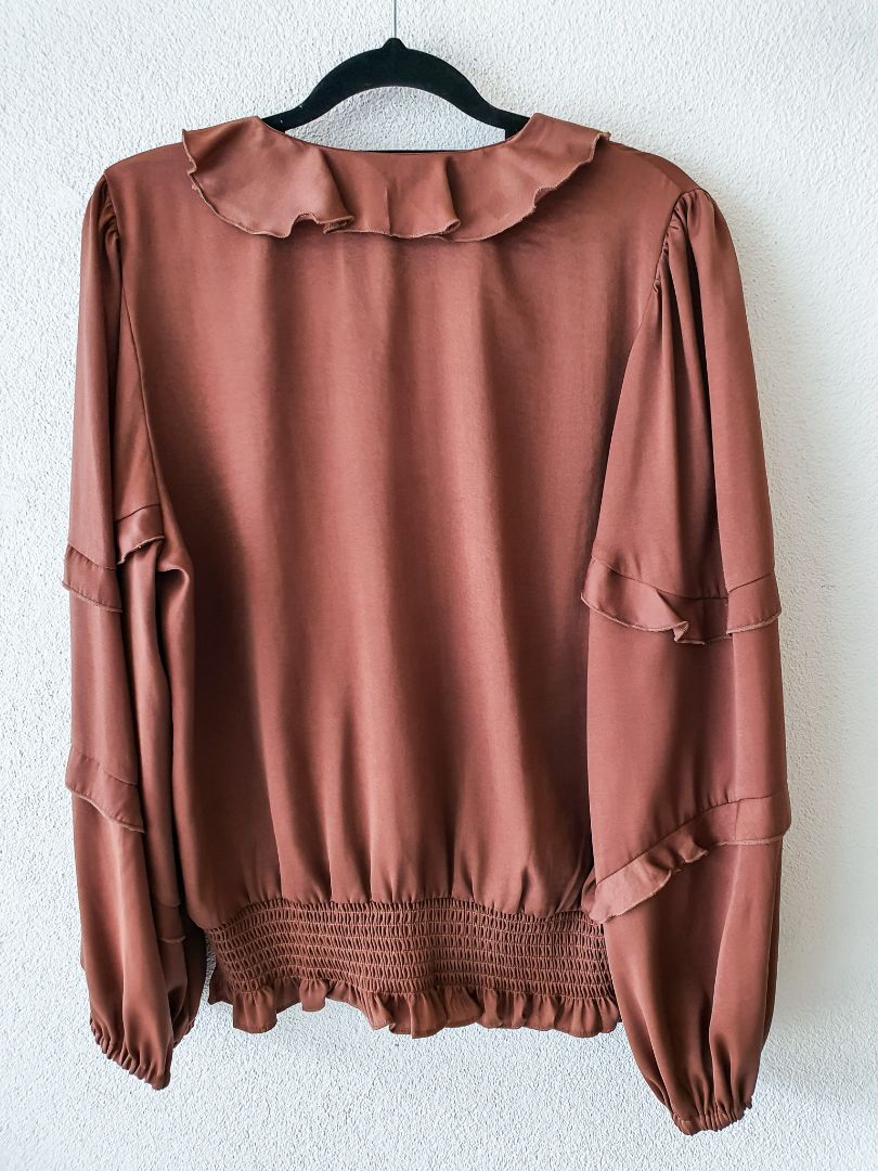 Seeking Lola Top M