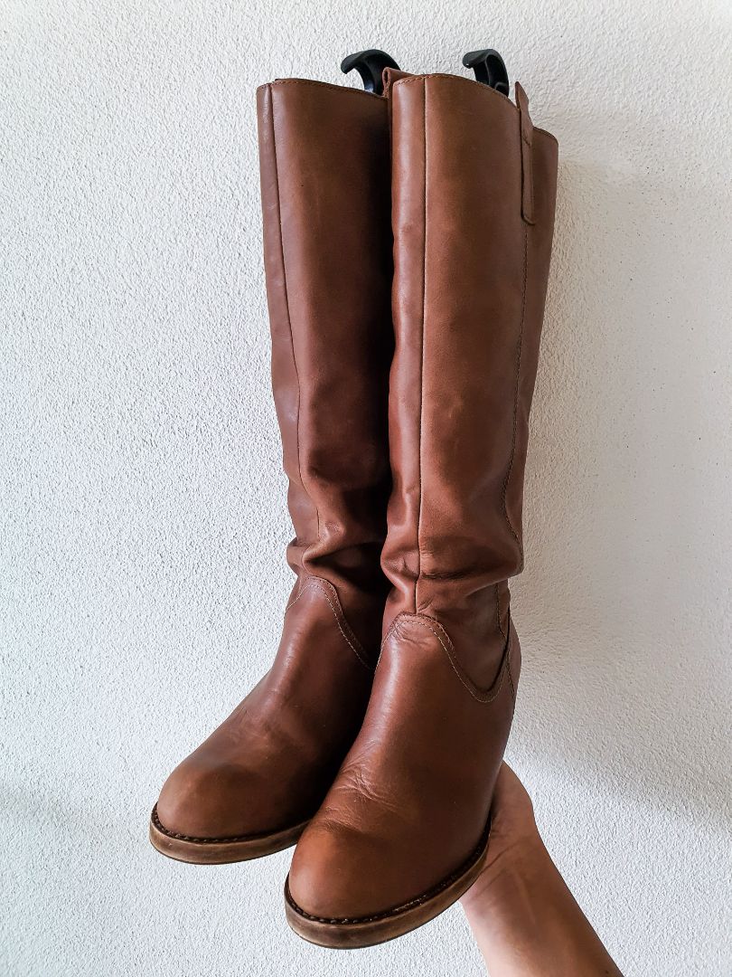 EMU Shoes 8