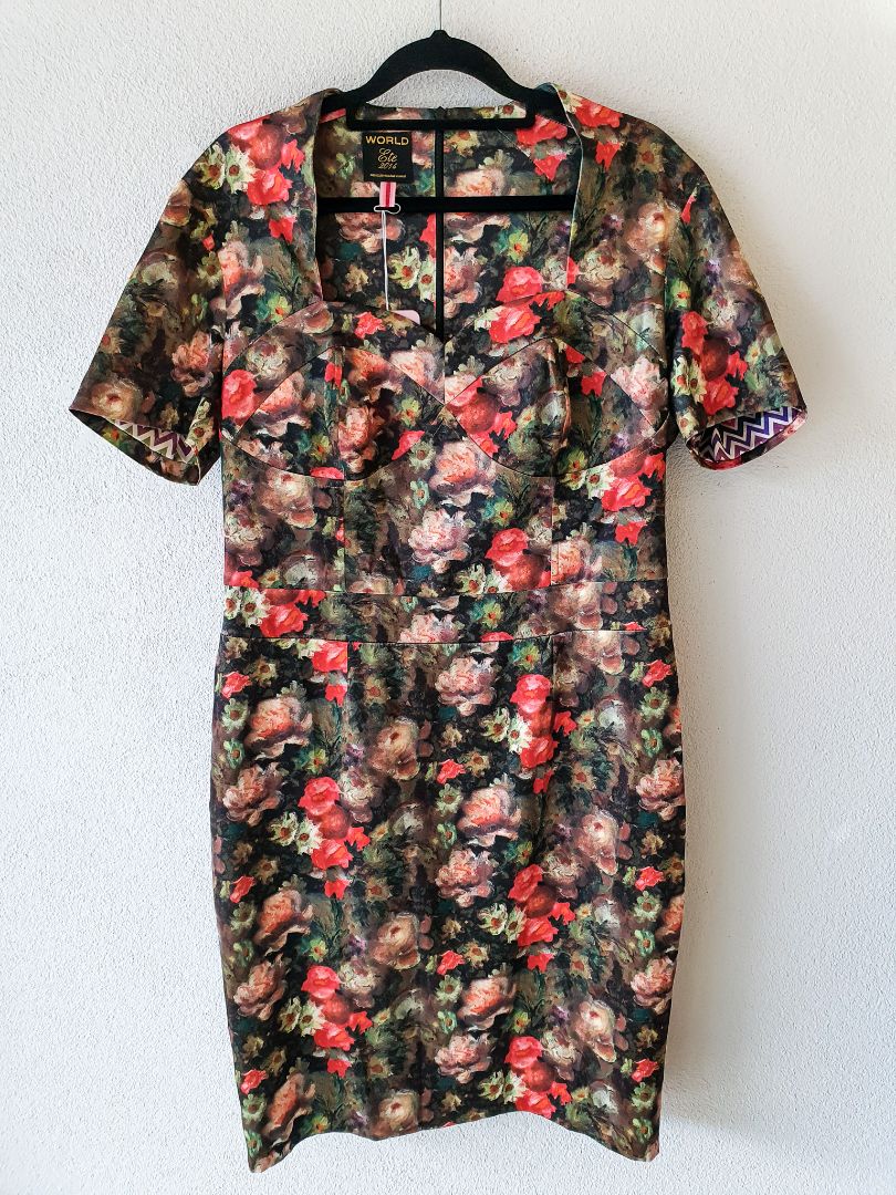 World Dress L