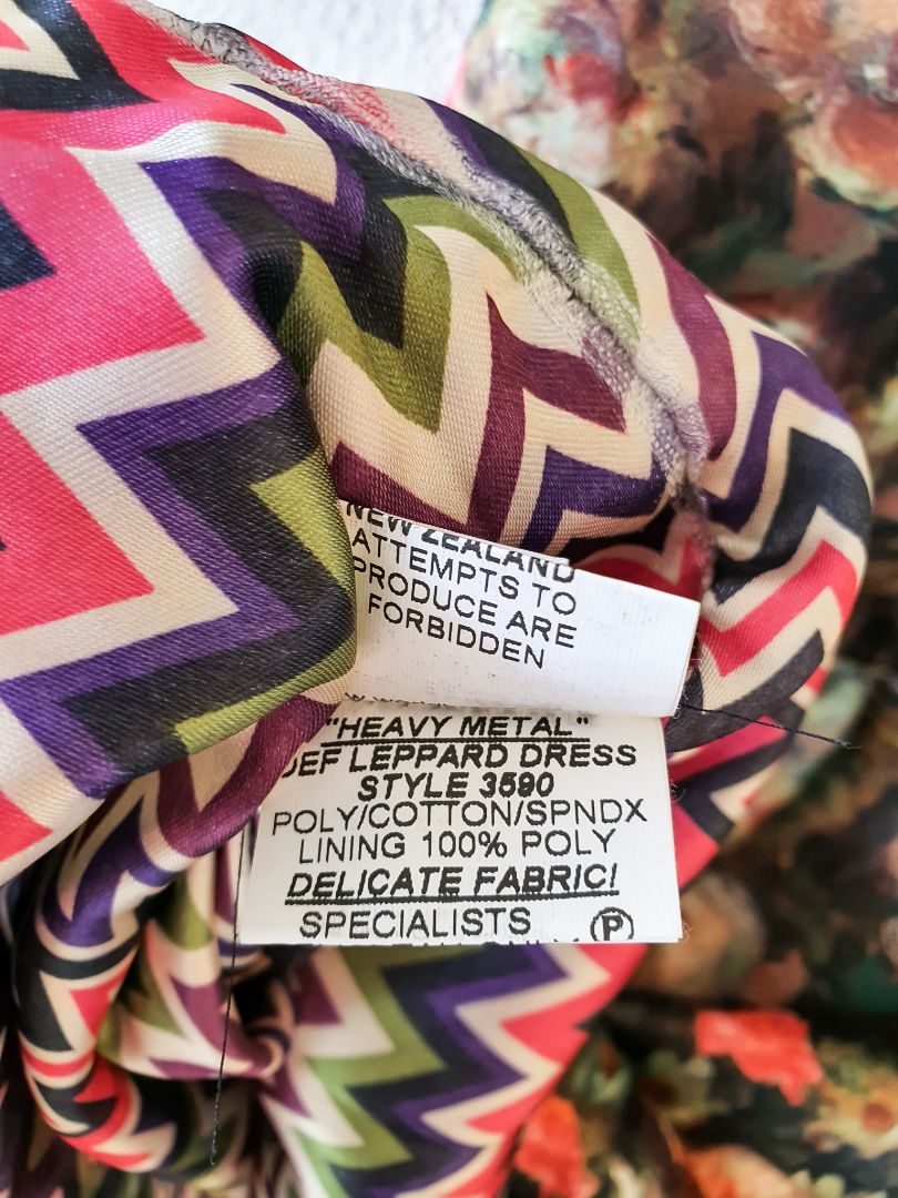 World Dress L