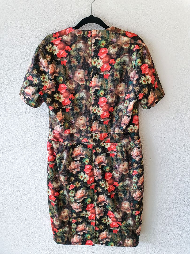 World Dress L