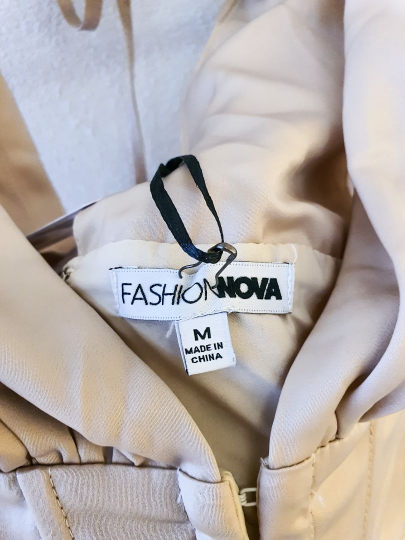 Fashion Nova Skirt M