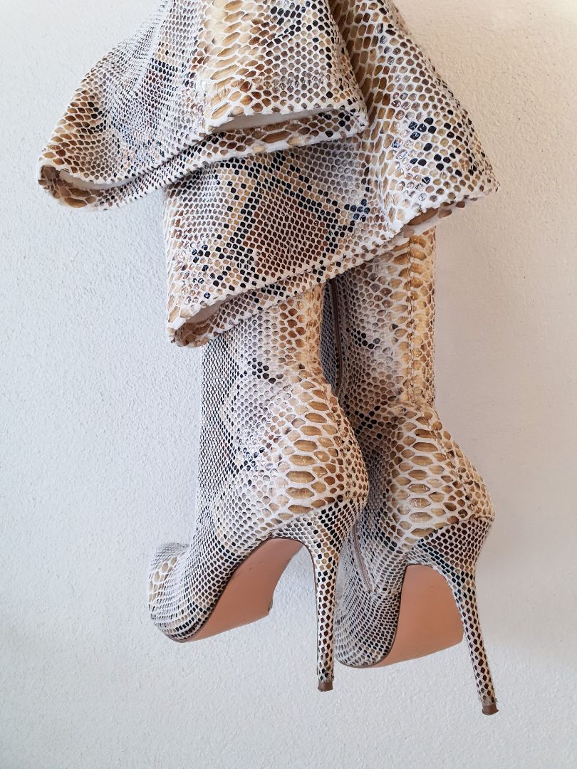 Fashion Nova Shoes 8.5
