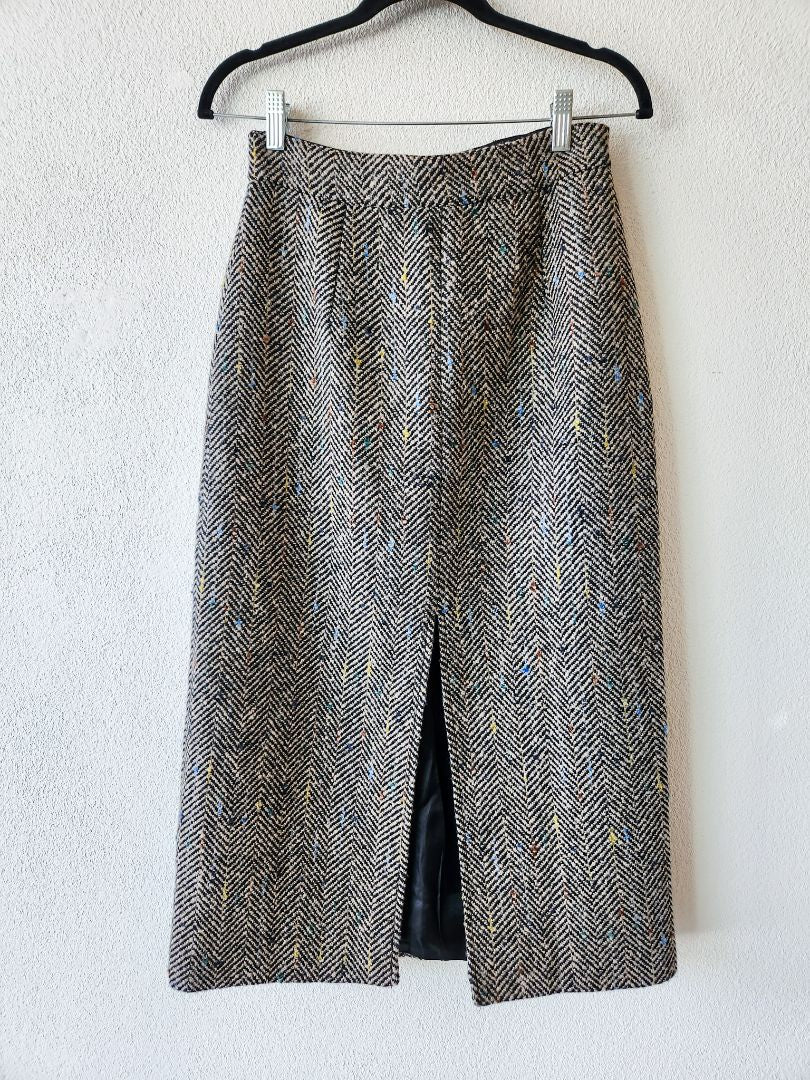 Lit e Mode Skirt L