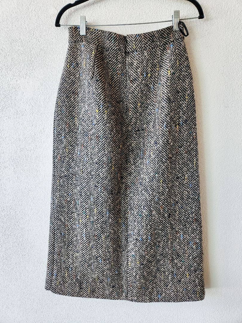 Lit e Mode Skirt L