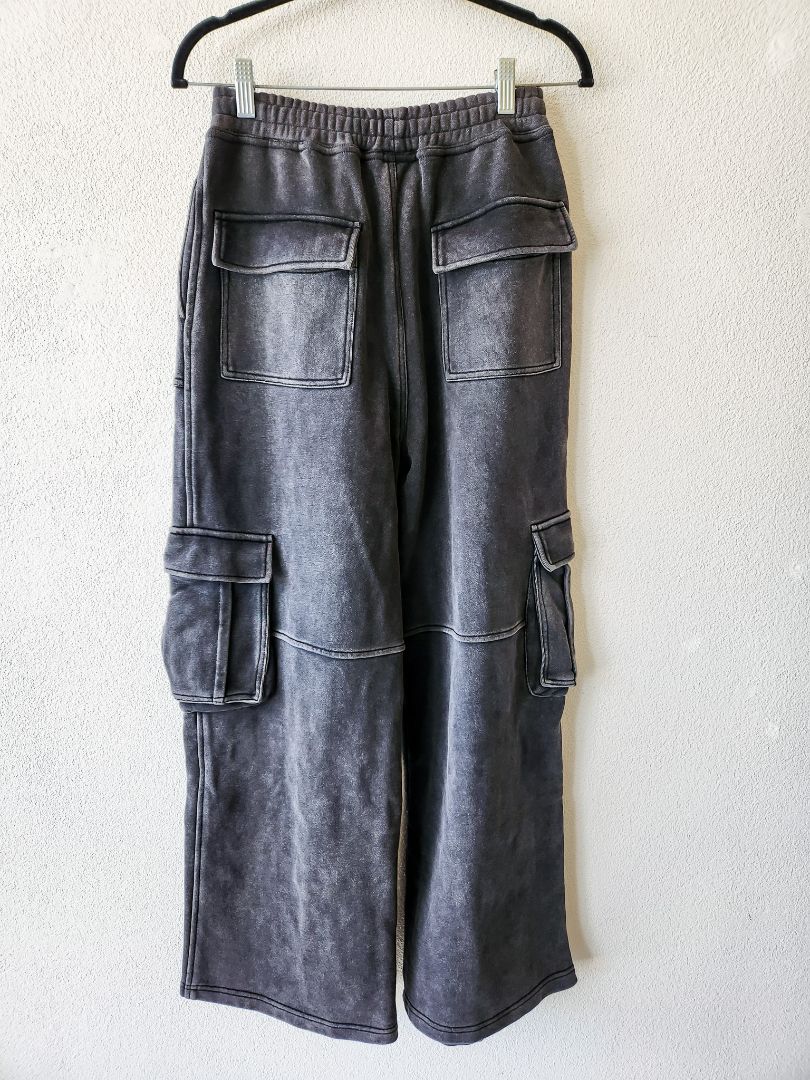 Britney J pants M