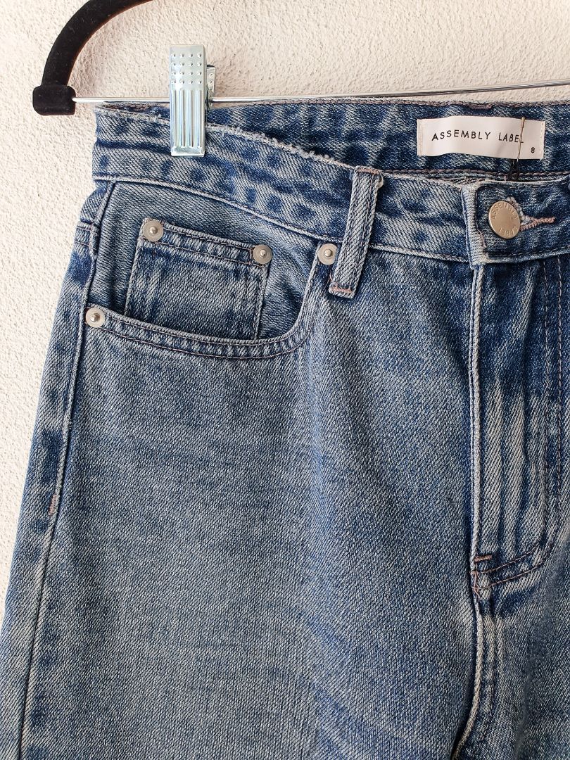 Assembly Label pants XS