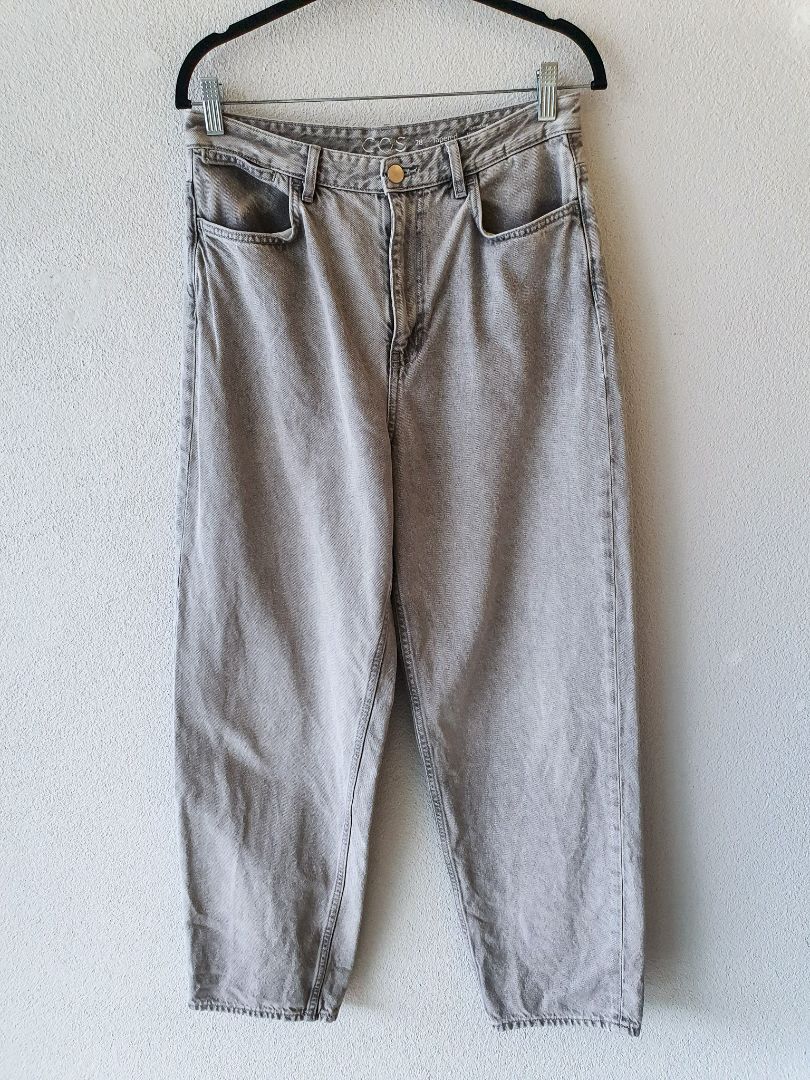 COS Jeans S
