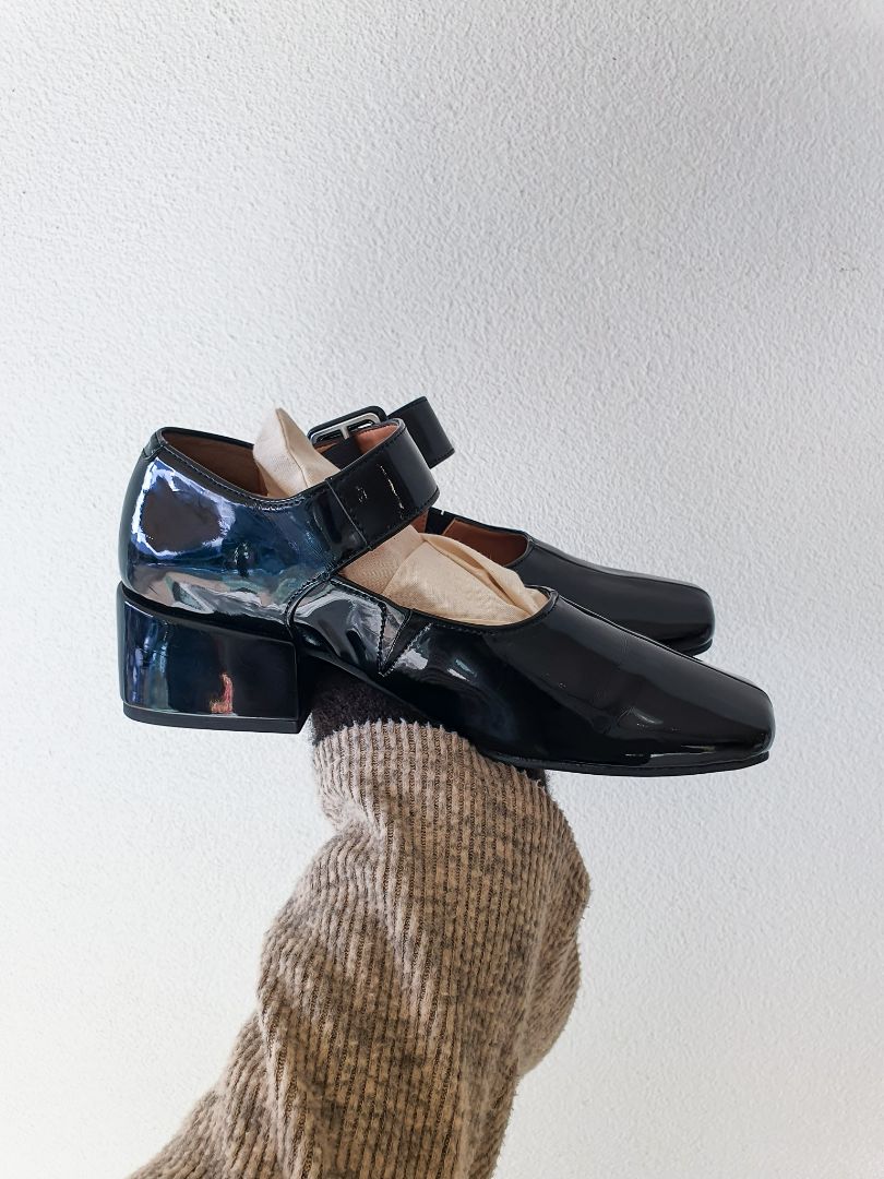 About Arianne Shoes EUR37