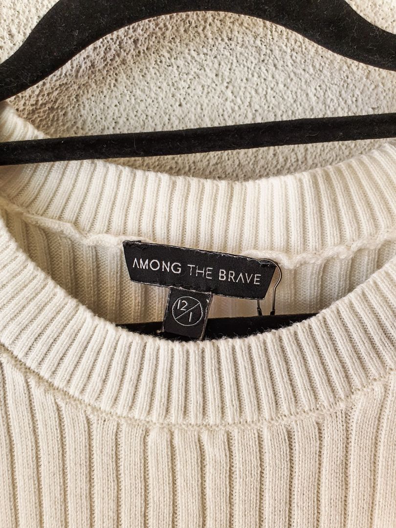 Among The Brave Top M