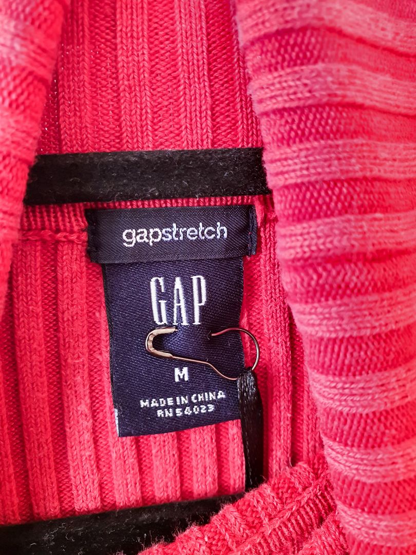 Gap Top M