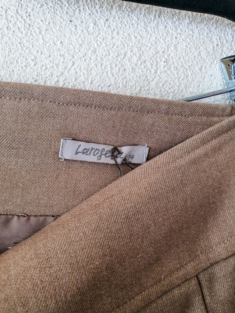 Larosela Skirt L