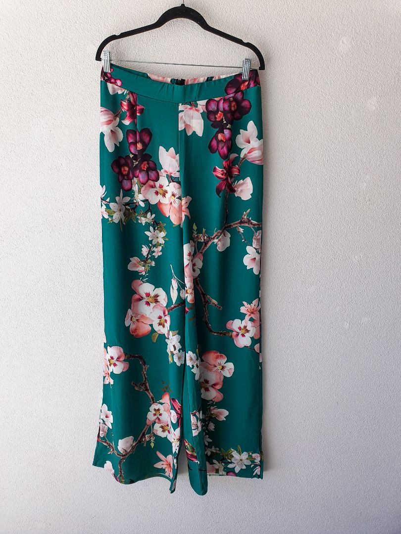 Boohoo pants XL
