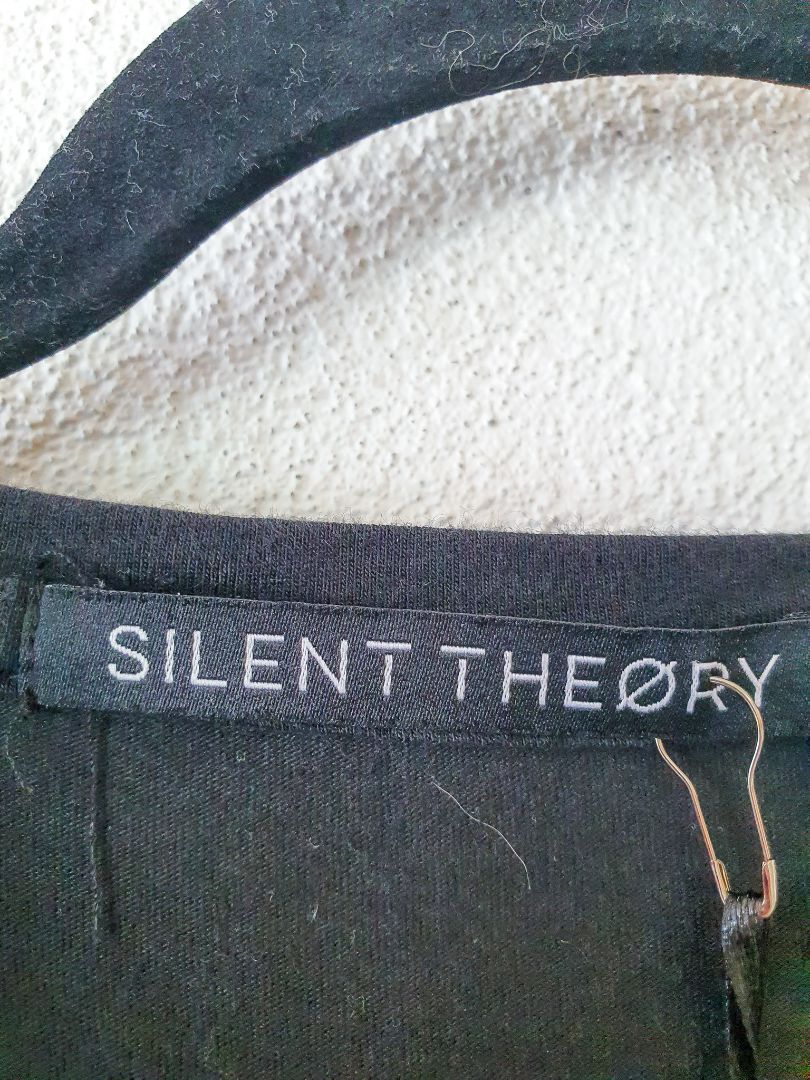 Silent Theory Dress L