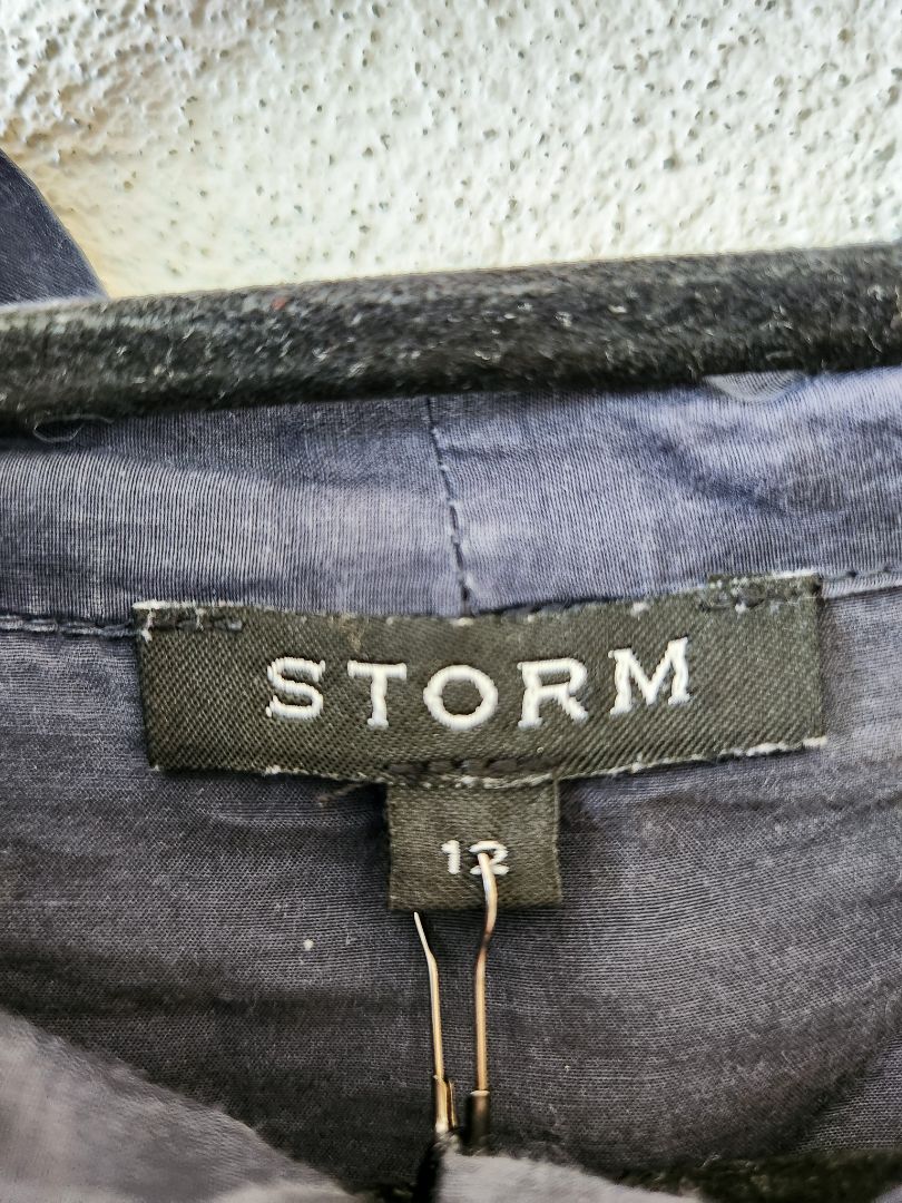 Storm Top M