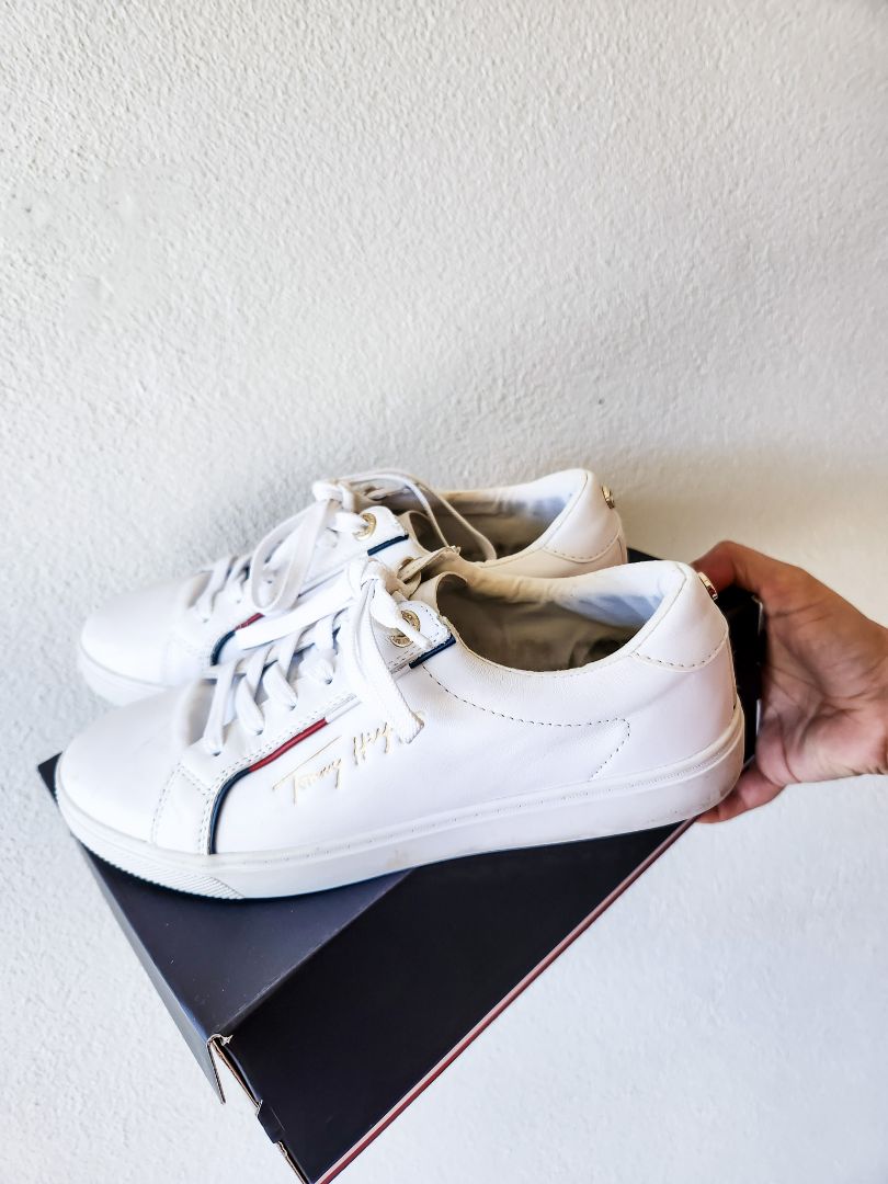 Tommy Hilfiger Shoes EUR38