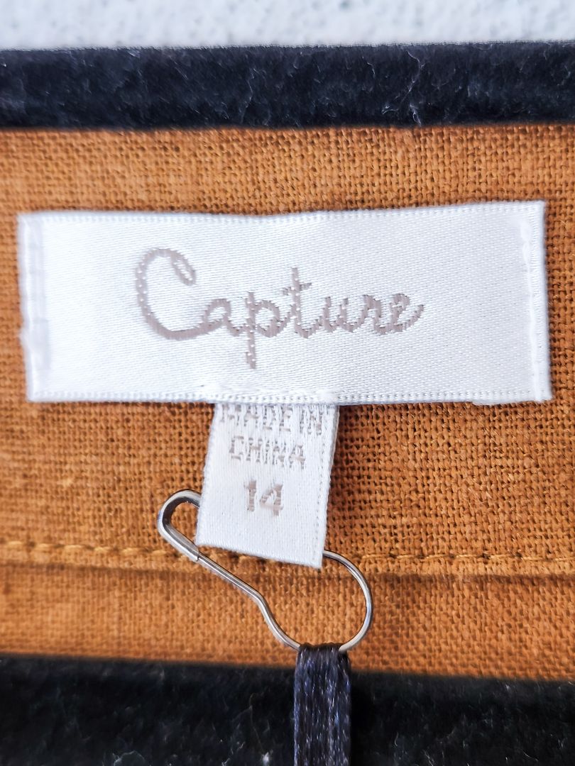 Capture Dress L
