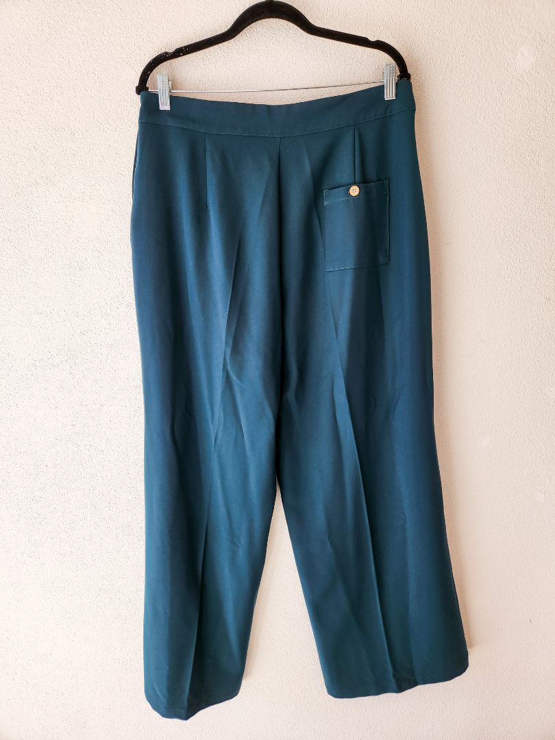 Hell Bunny pants XL