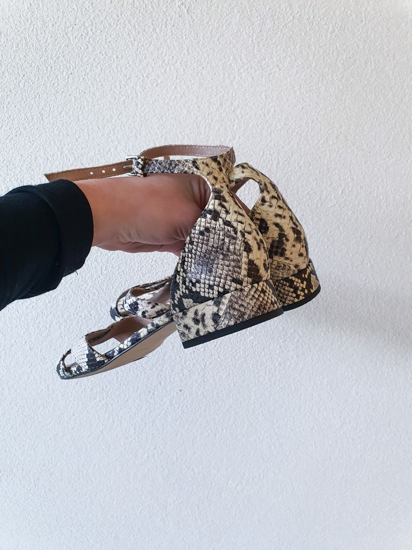 Witchery Shoes EUR38