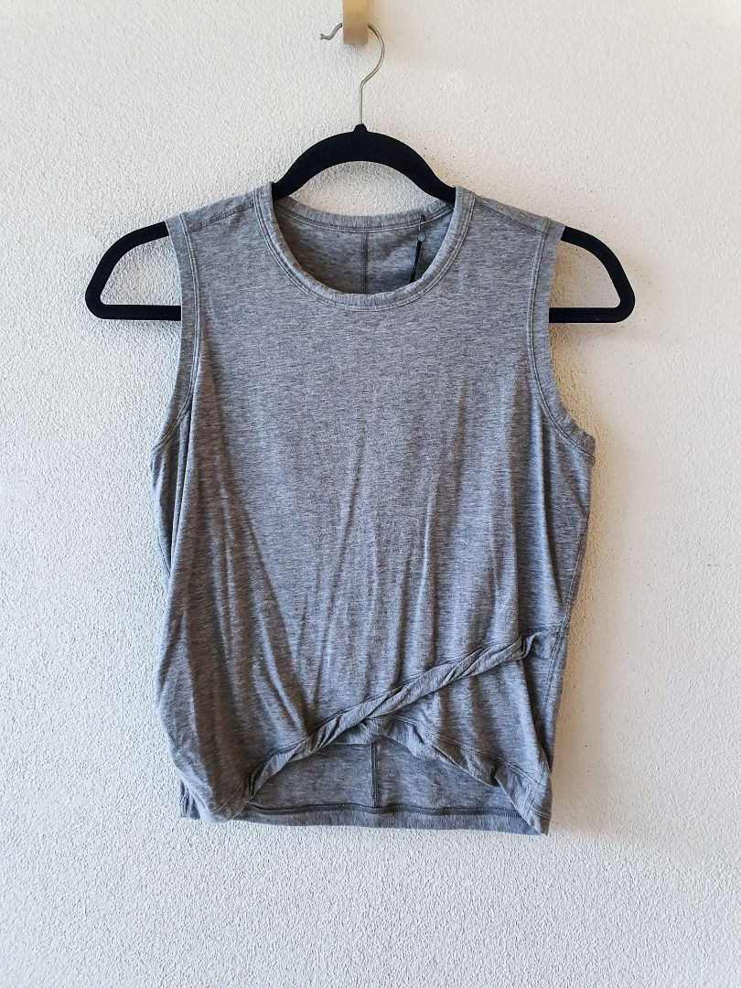 Lululemon Top S