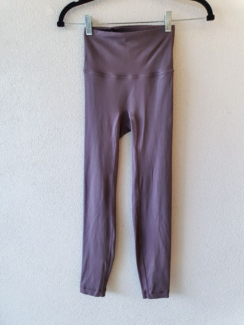 R pants
