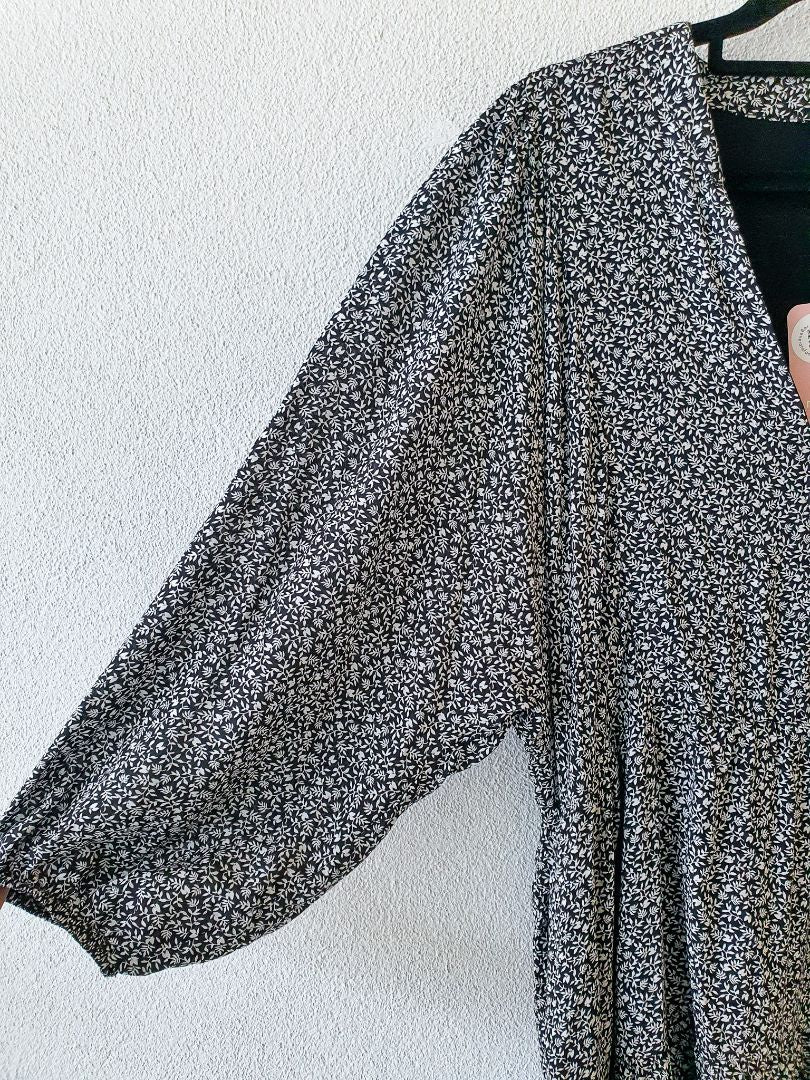 Staple Dress S