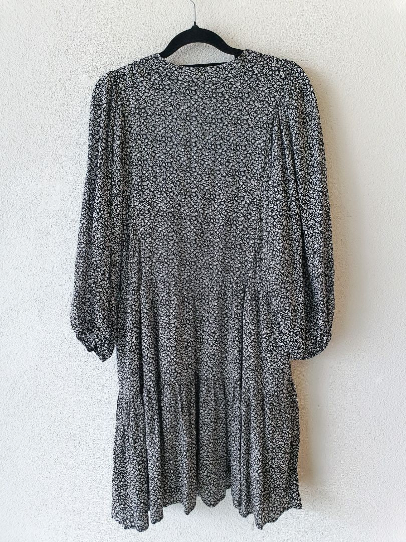 Staple Dress S