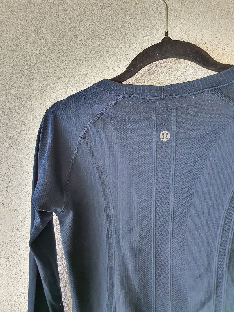 Lululemon Top XS