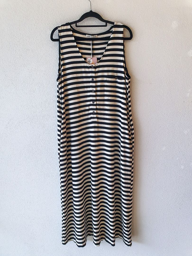 About Poem Dress M