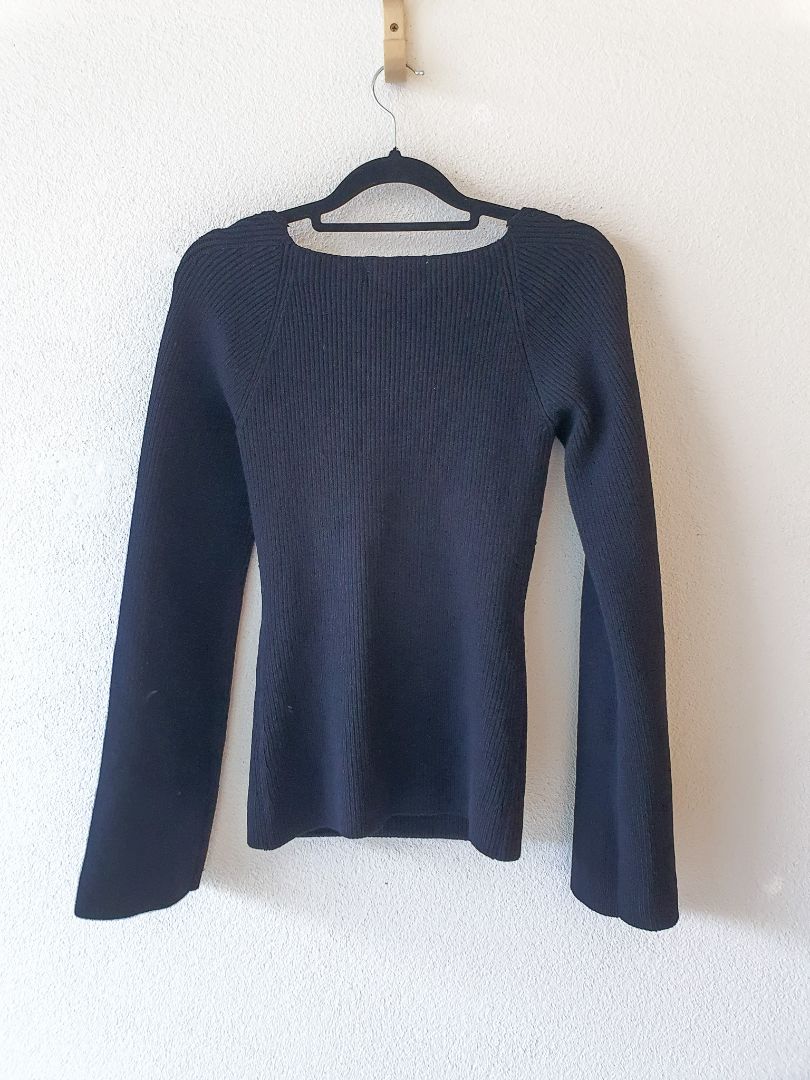 Petal and Pup Top M