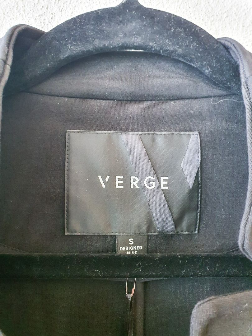 Verge Jacket S