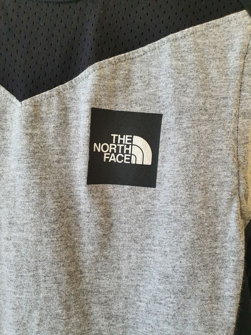THE NORTH FACE Top M