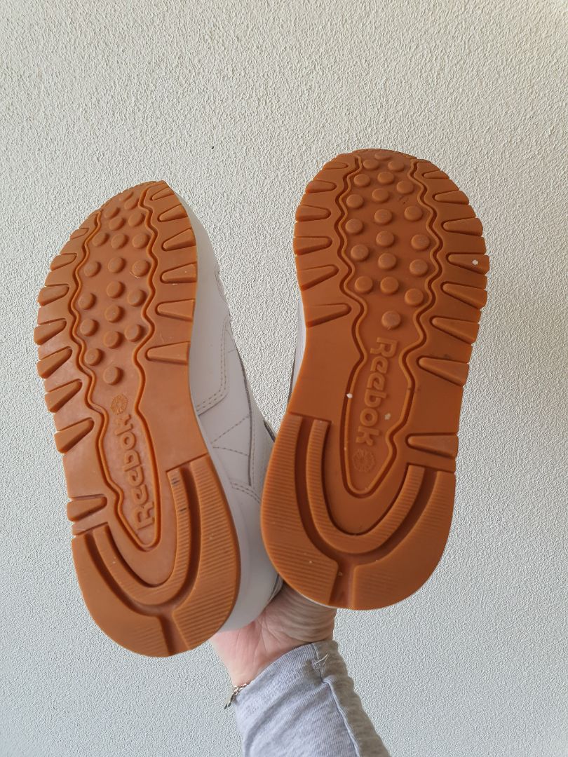 REEBOK Shoes US 5