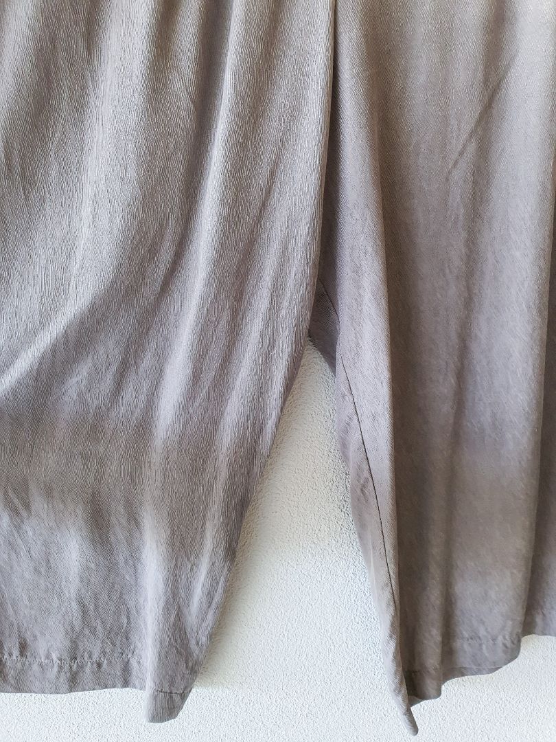None pants M