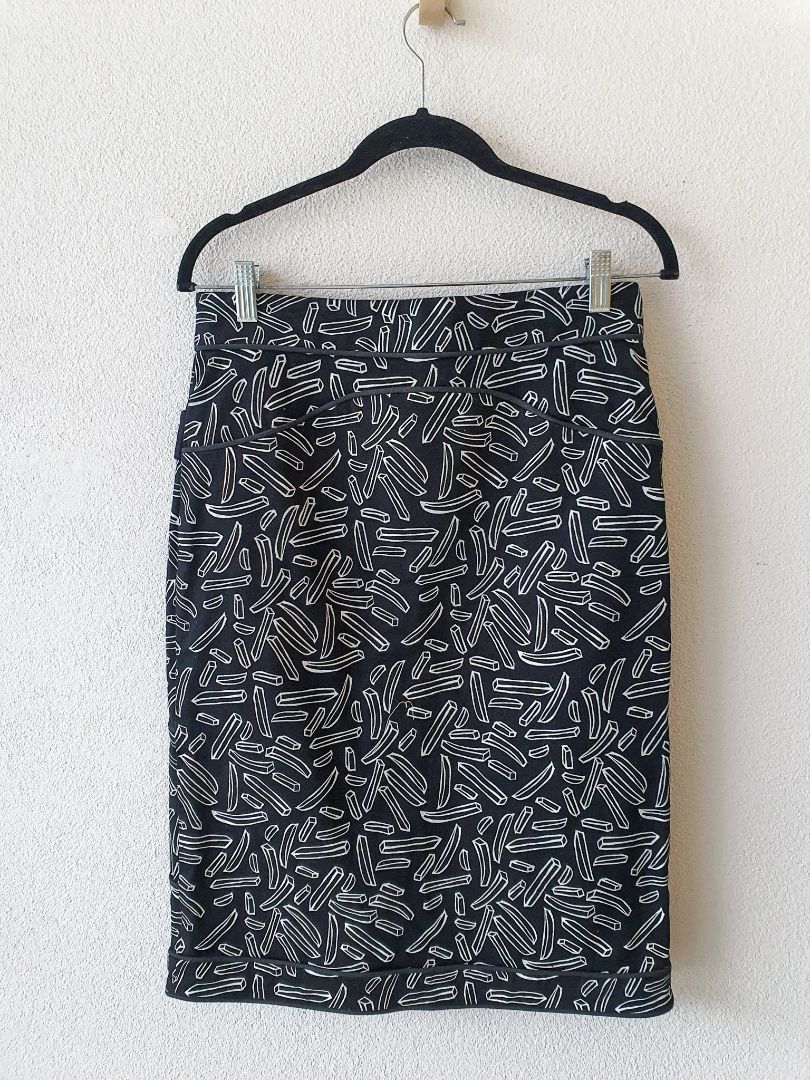 Twenty-Seven Names Skirt S
