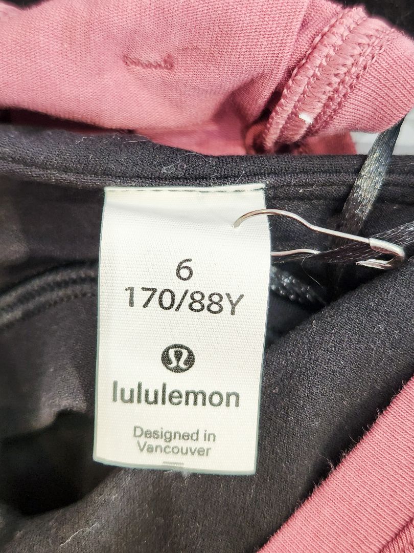 Lululemon Top S
