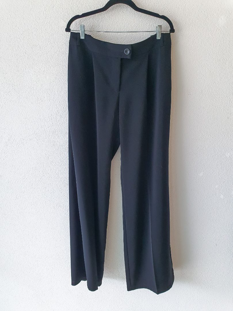 Andrea Moore pants L