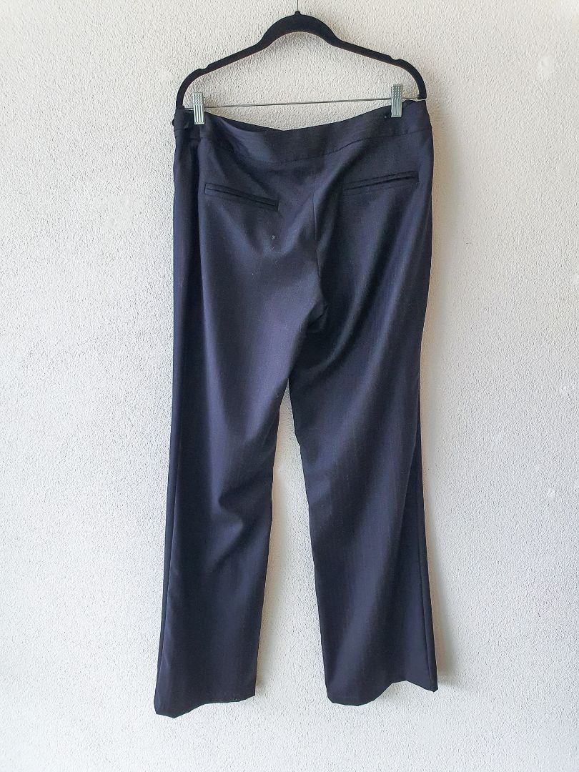 Andrea Moore pants L