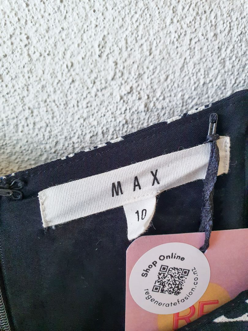 Max Dress S
