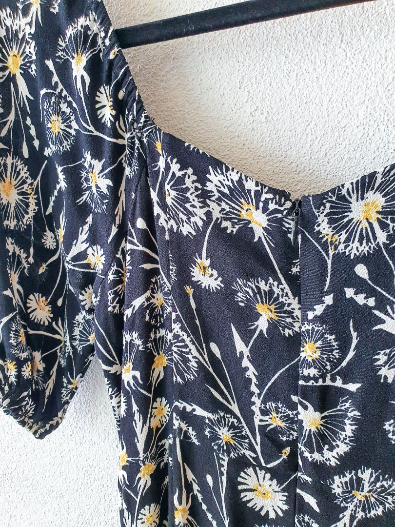 Max Dress S