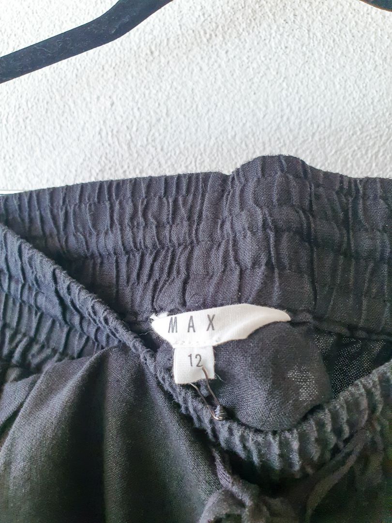Max Shorts M
