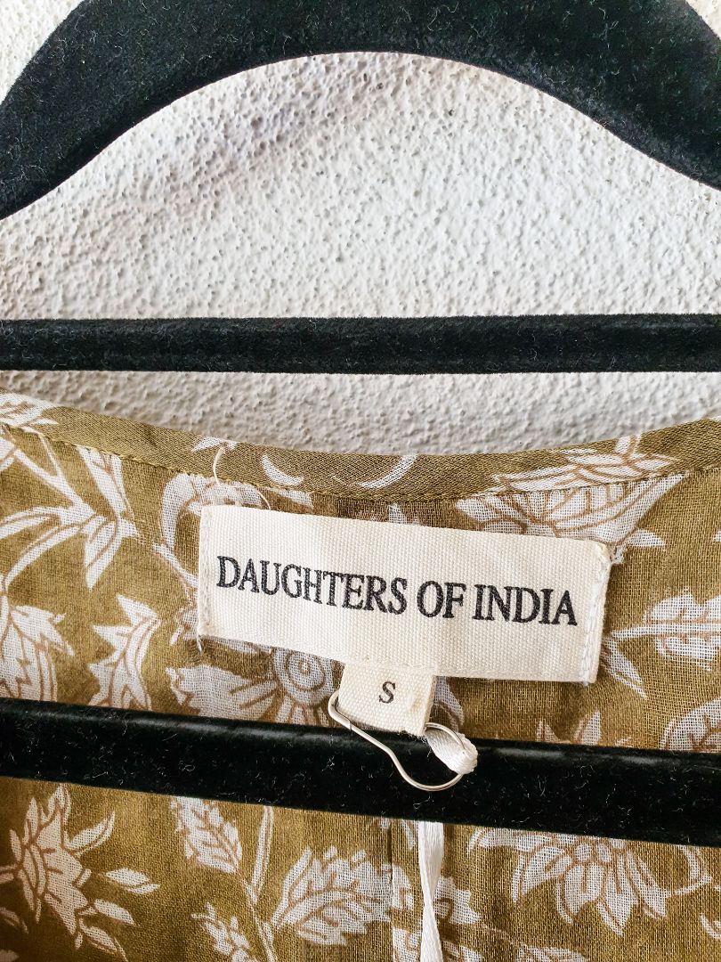Daughters Of India Dress S