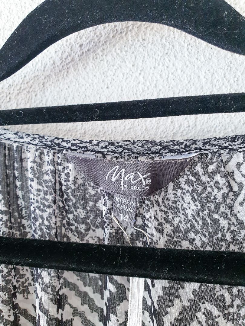 Max Dress L