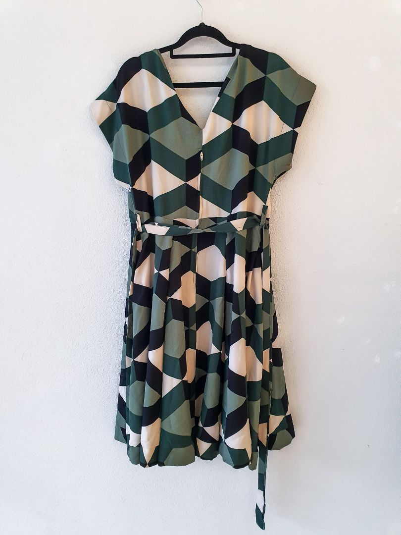 Amanda Laird Cherry Dress XL