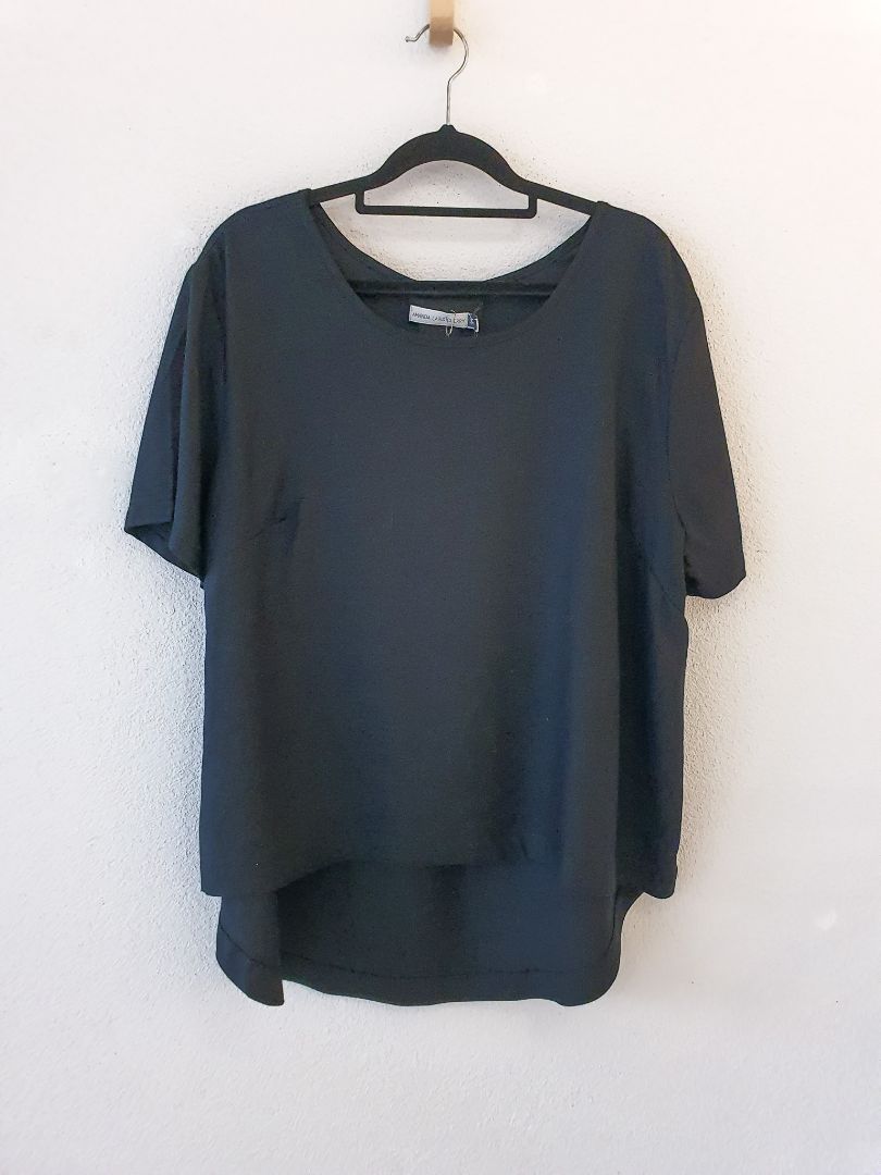 Amanda Laird Cherry Top L