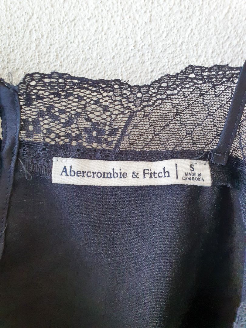 Abercrombie & Fitch Top S