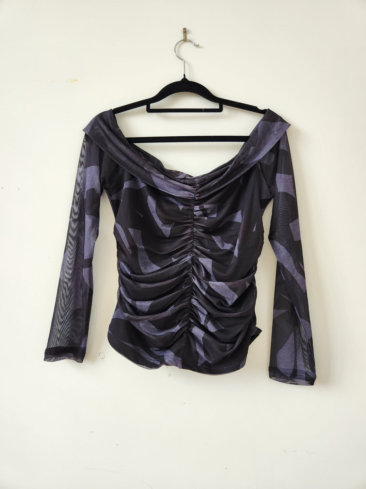 Staple the Label Top, L
