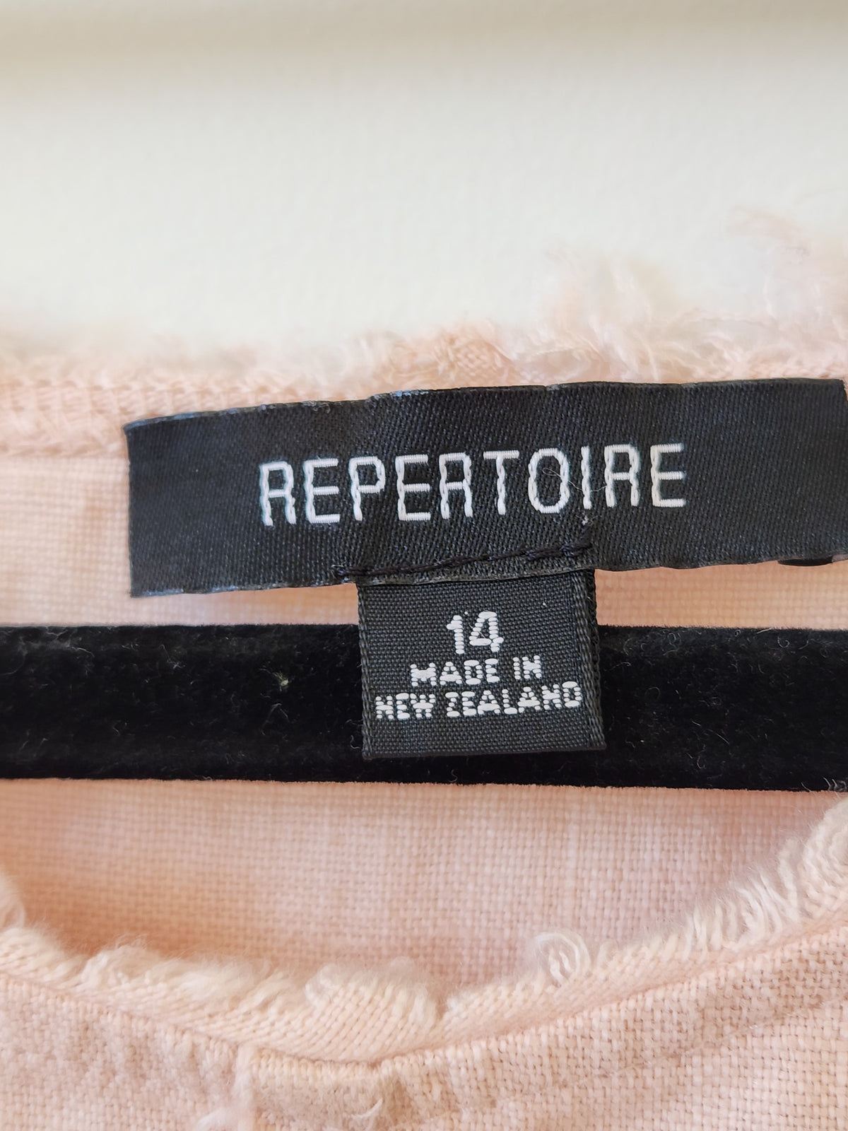 Repertoire Linen Top