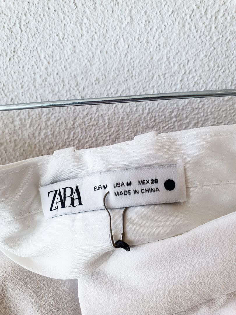 Zara pants M