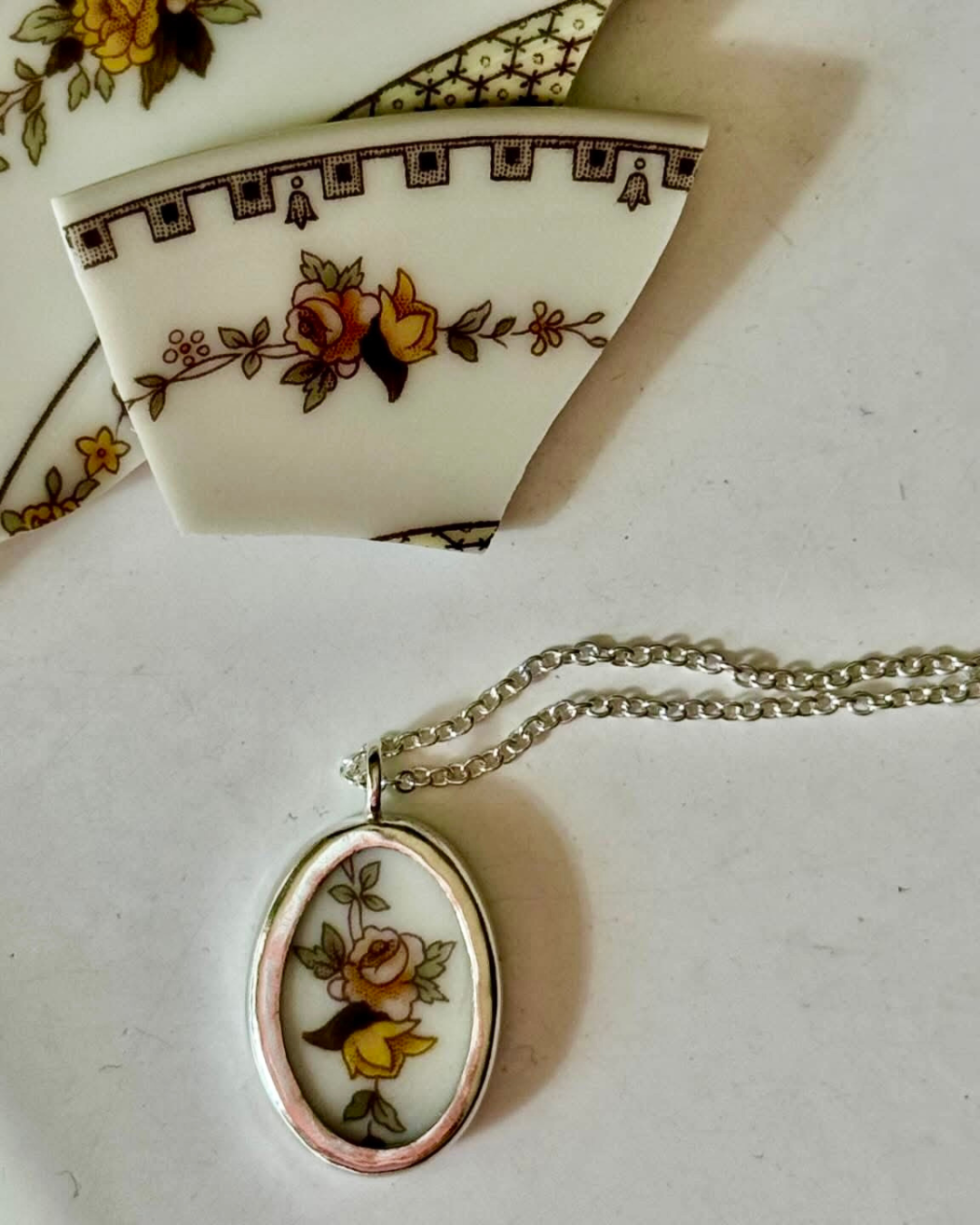 Sirrom Hamilton Royal Doulton Pendant